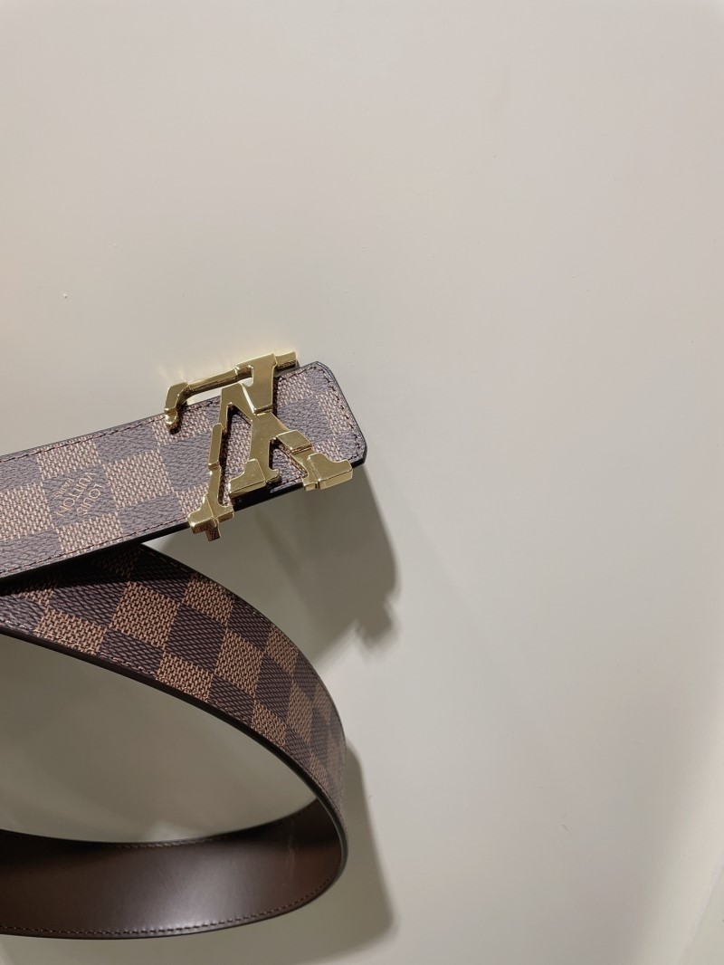 l0vis Vvtt0n belts